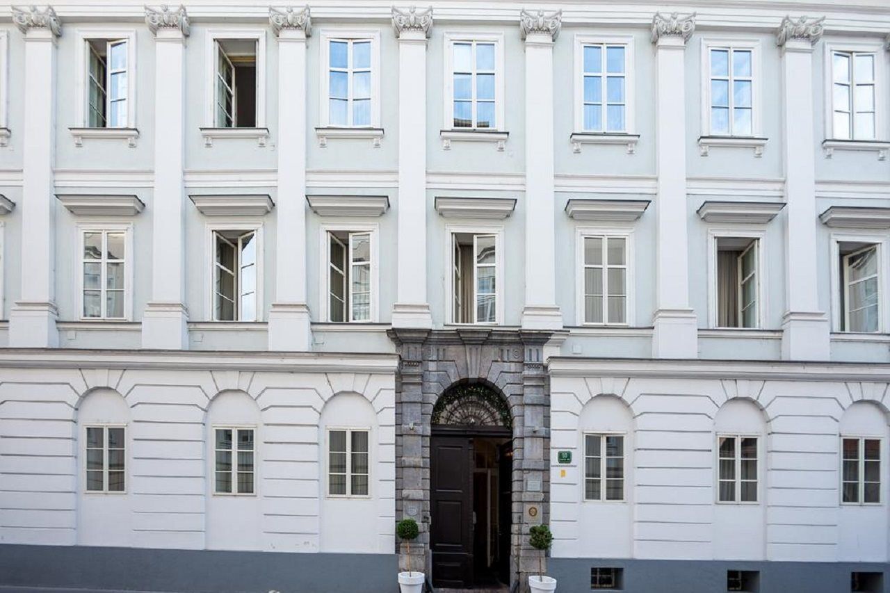 Antiq Palace - Historic Of Europe Hotel 4*